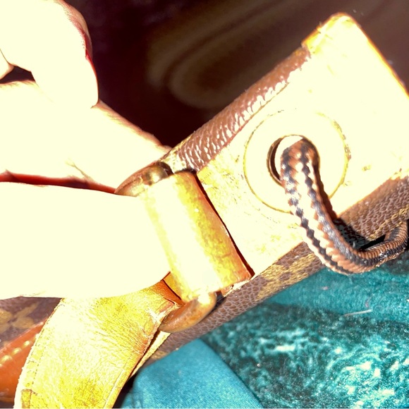 Louis Vuitton Brown Mono GM Bucket Draw String - Picture 16 of 16